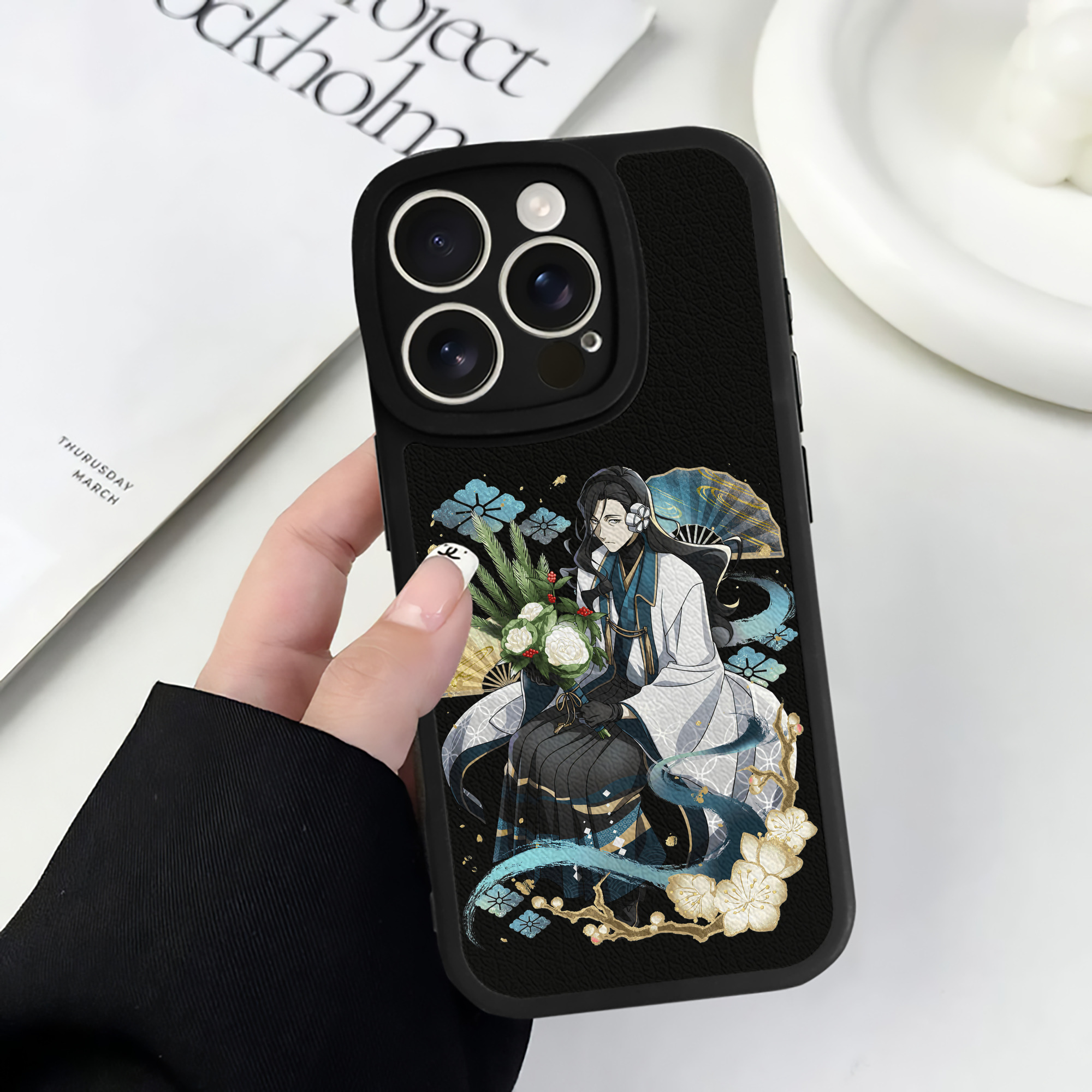 （画像用） 文豪ストレイドッグス Bungo Stray Dogs 【iPhone 16シリーズ対応】シリコンスマホケース（レザー調） 材質：シリコン
